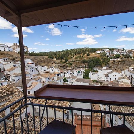 Вілла La Casa De La Lela Setenil De Las Bodegas Номер фото