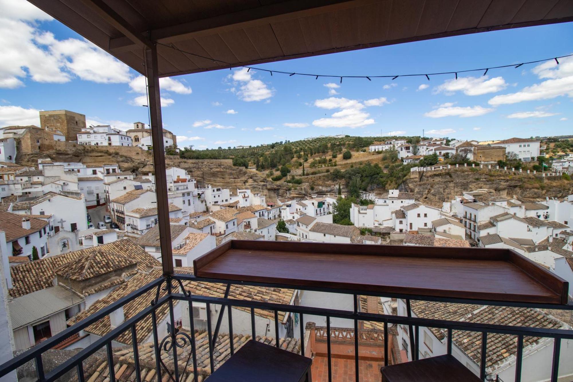 Вілла La Casa De La Lela Setenil De Las Bodegas Номер фото